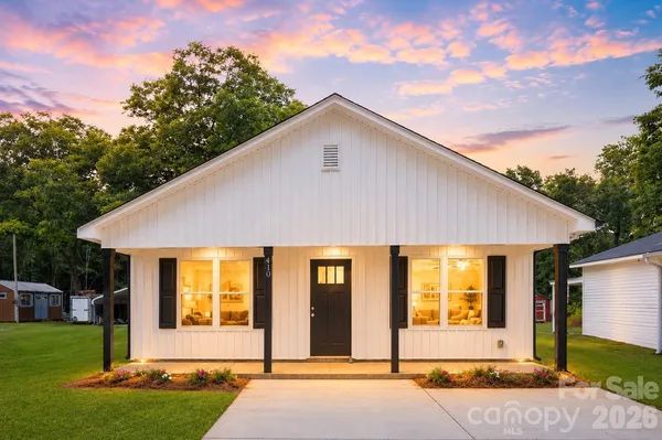 $259,900 | 410 Peachtree Street, Albemarle, NC 28001