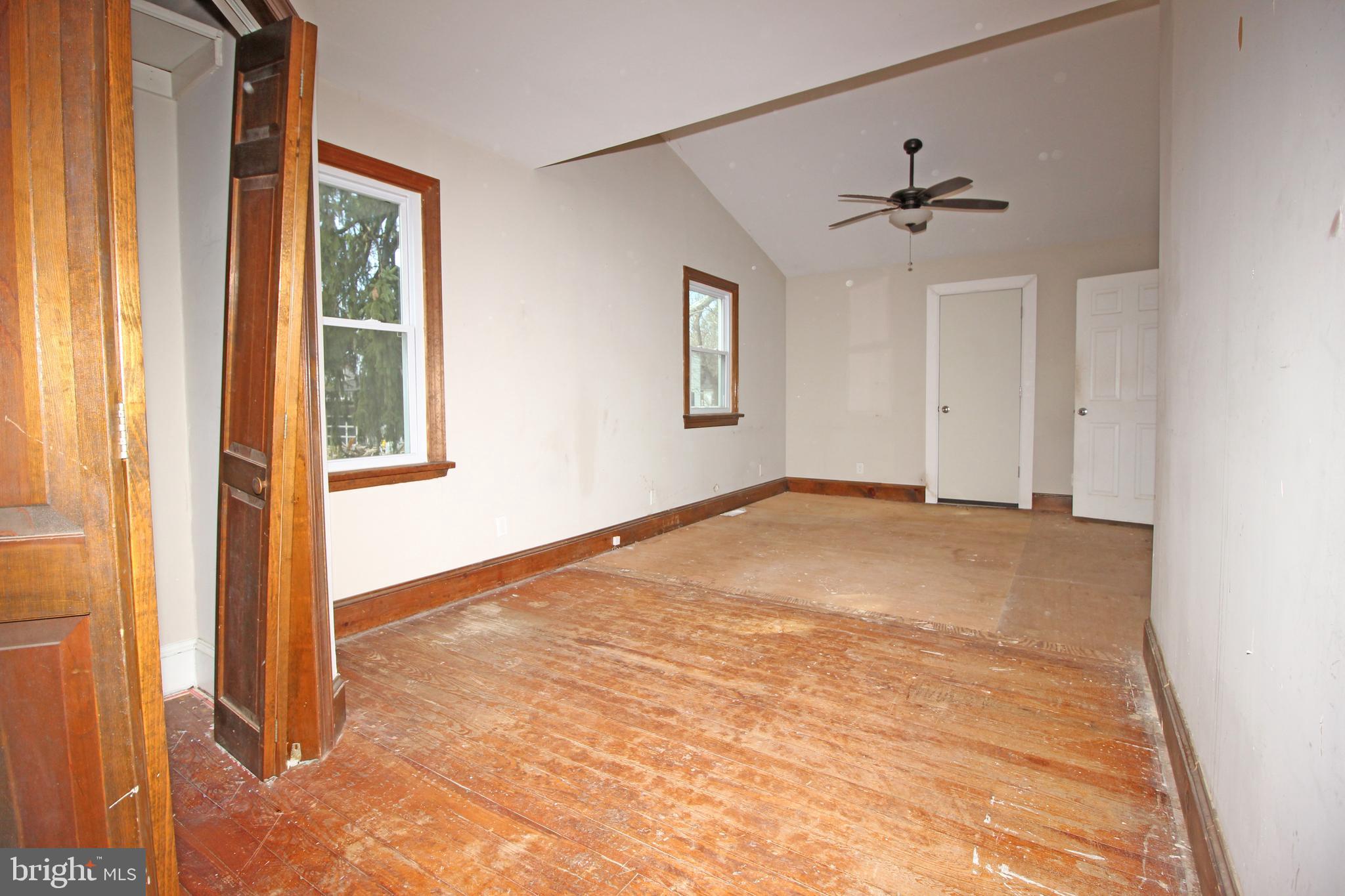 1002 Beverly Road Burlington, NJ 08016 - Photo 15 of 25