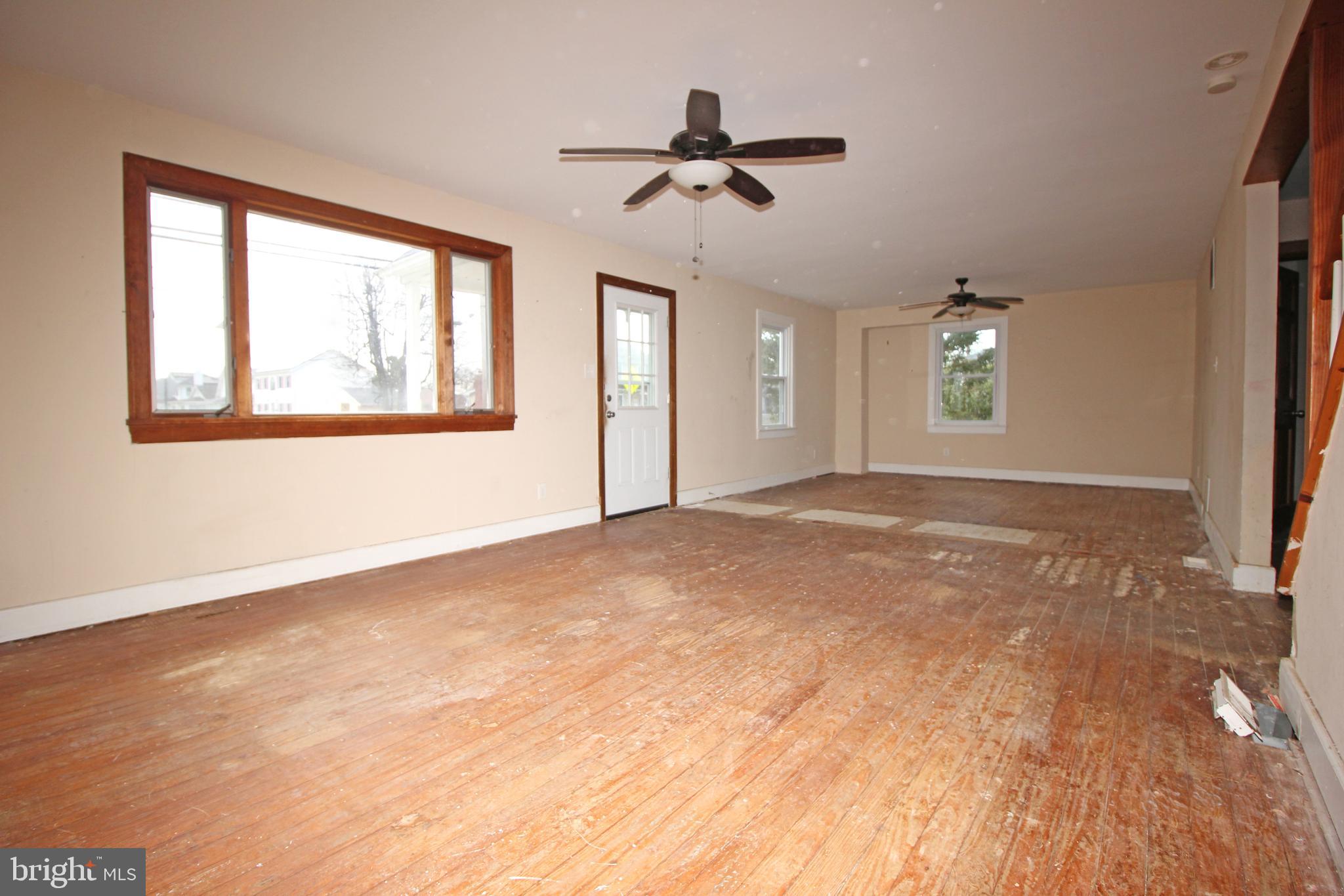 1002 Beverly Road Burlington, NJ 08016 - Photo 5 of 25