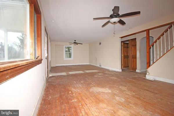 $254,900 | 1002 Beverly Road, Burlington, NJ 08016