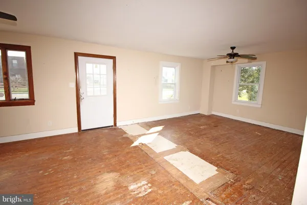 $254,900 | 1002 Beverly Road, Burlington, NJ 08016
