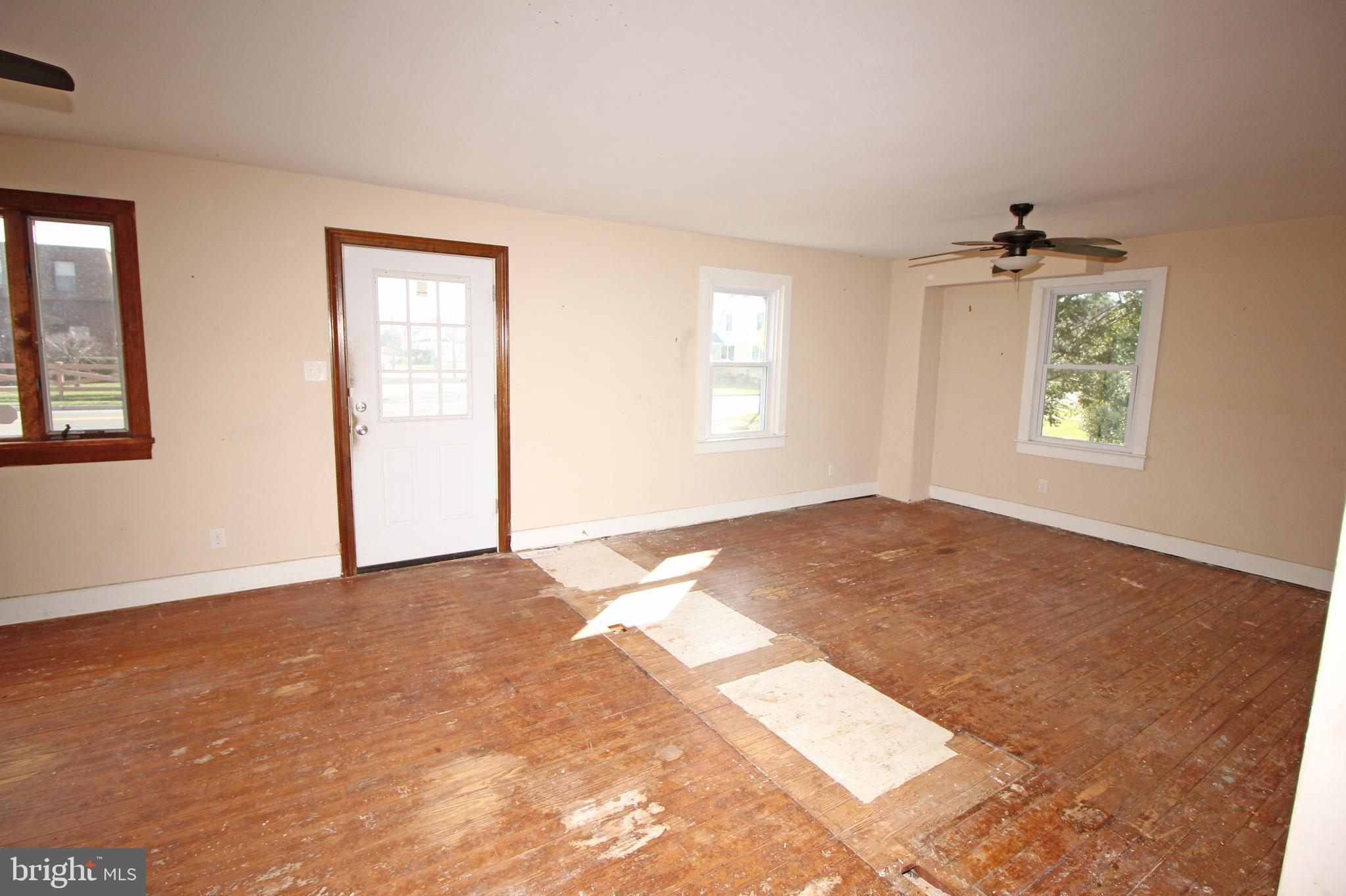 1002 Beverly Road Burlington, NJ 08016 - Photo 9 of 25