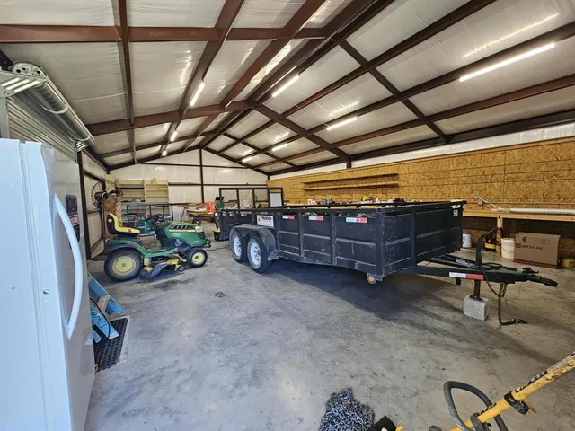 $520,000 | 225 Hcr 3242, Mount Calm, TX 76673