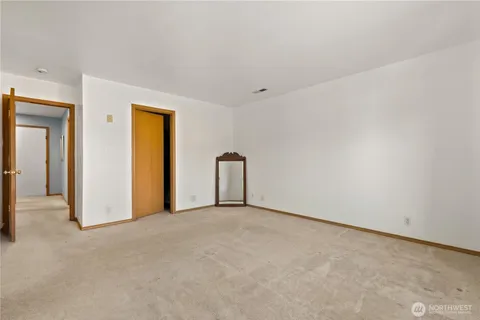 $444,990 | 1010 Nunnally Avenue Northwest, Orting, WA 98360