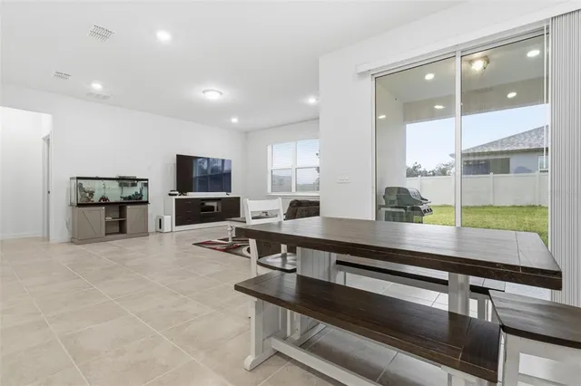 $3,500 | 9738 Redwood Heights Loop, Thonotosassa, FL 33592