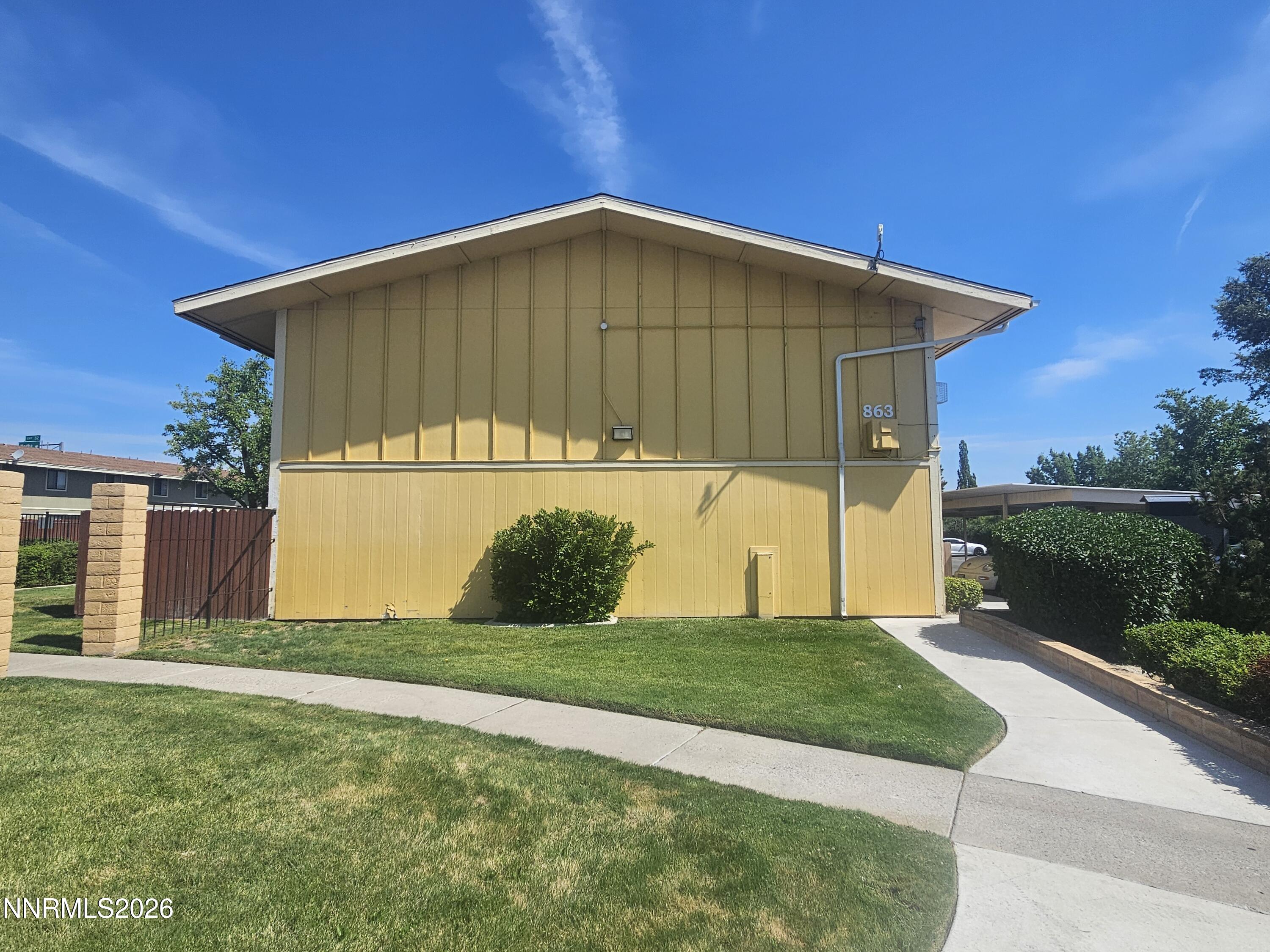 863 Nutmeg Place, Unit 12 Reno, NV 89502 - Photo 3 of 31 20260617_102810