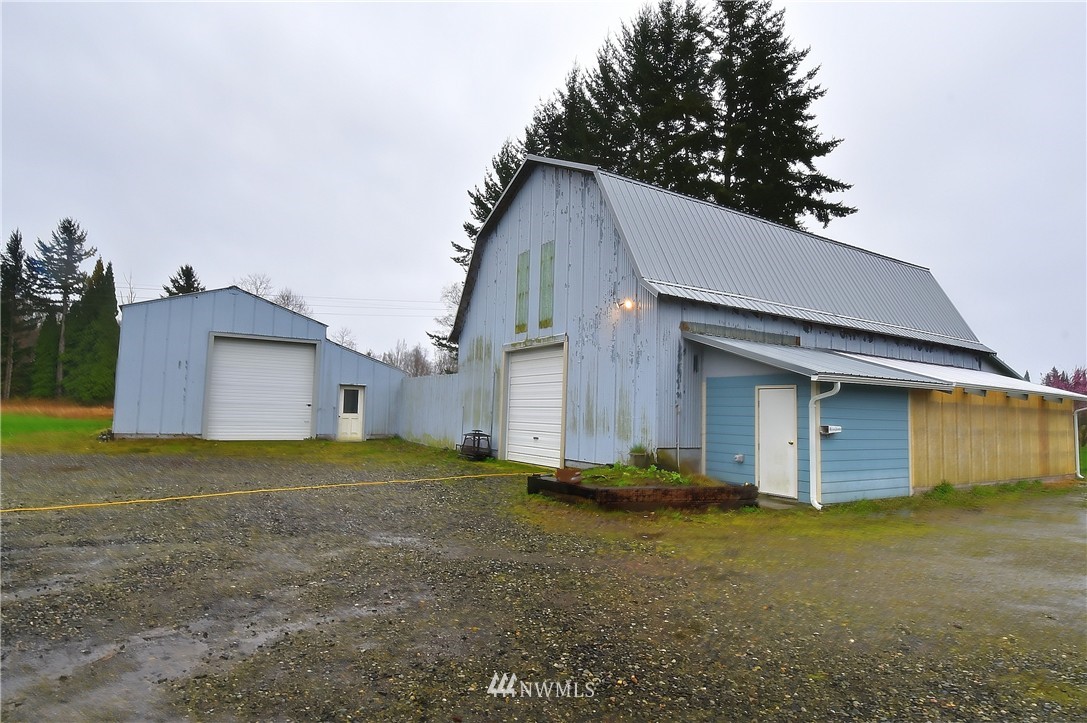 6118 Kickerville Road Ferndale, WA 98248 - Photo 3 of 25