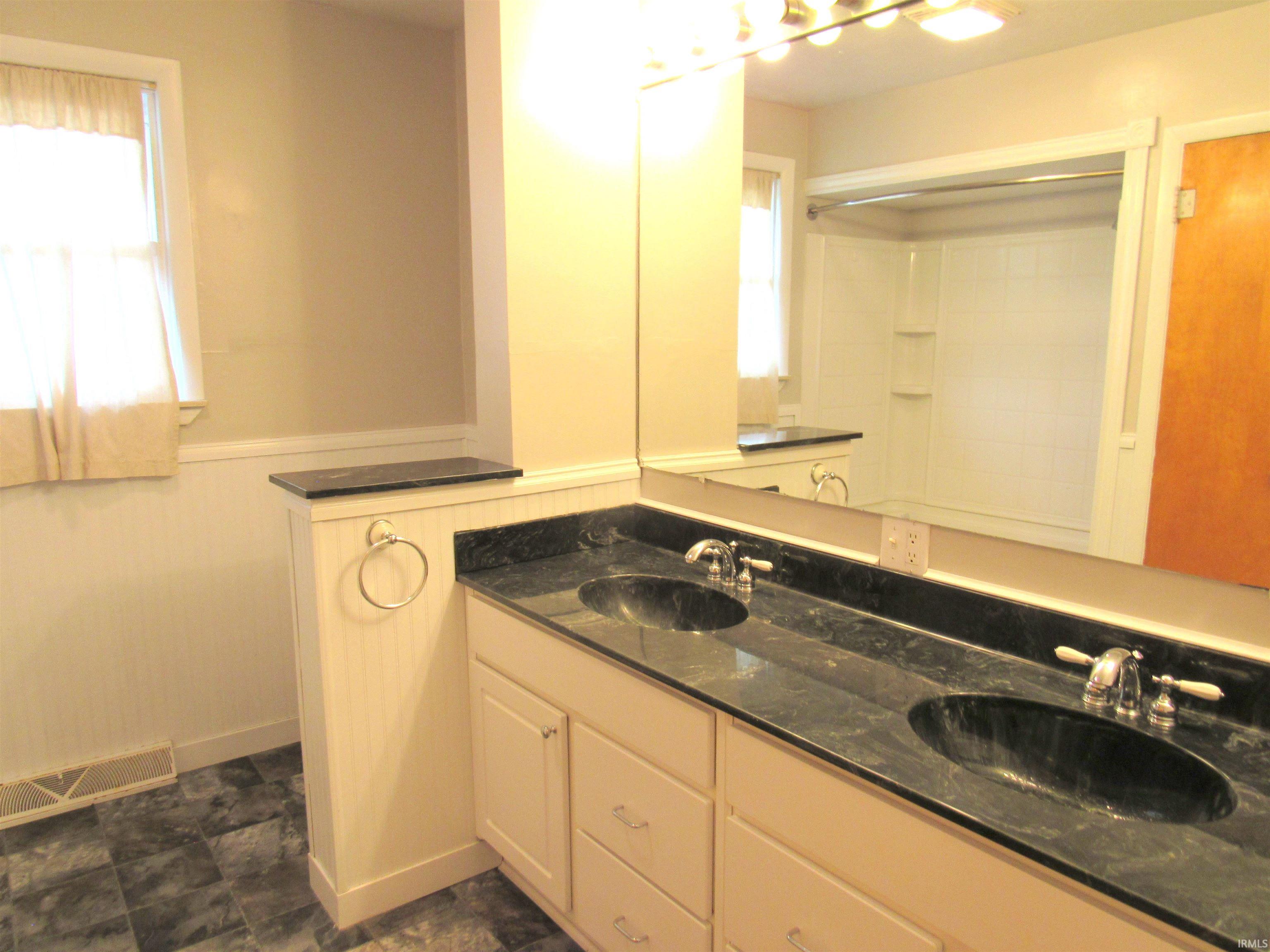 3645 South Rogers Street Bloomington, IN 47403 - Photo 11 of 19