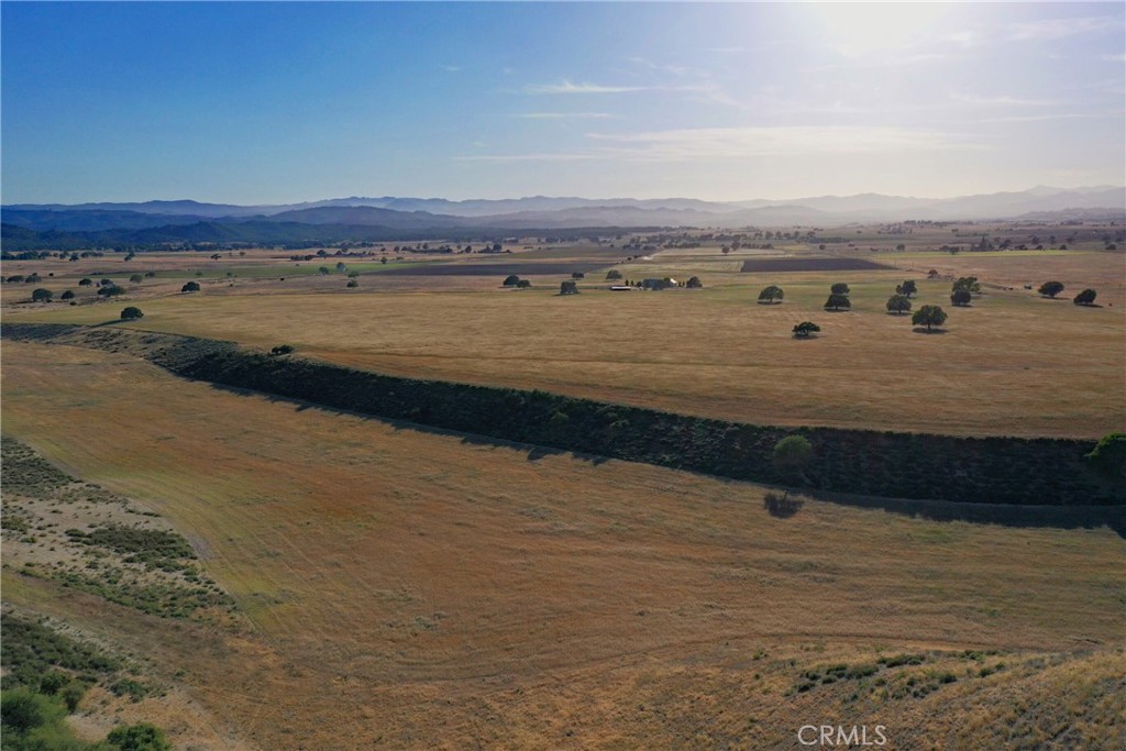 80 Lockwood Road Bradley, CA 93426 - Photo 2 of 11