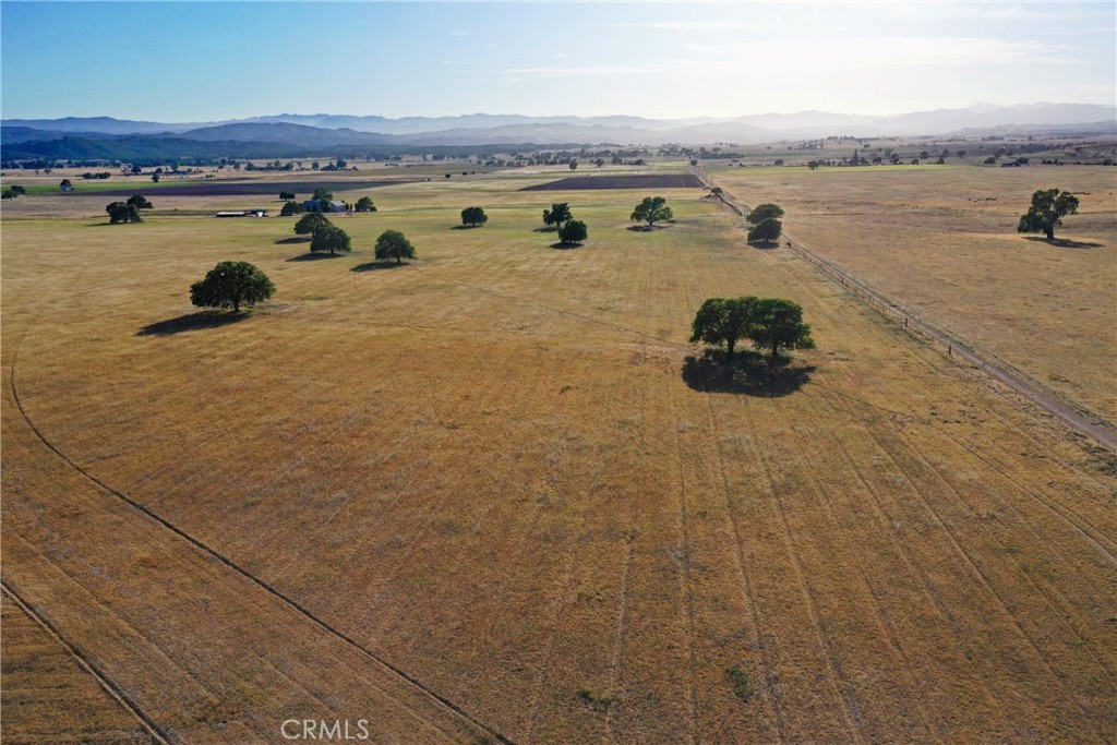80 Lockwood Road Bradley, CA 93426 - Photo 7 of 11