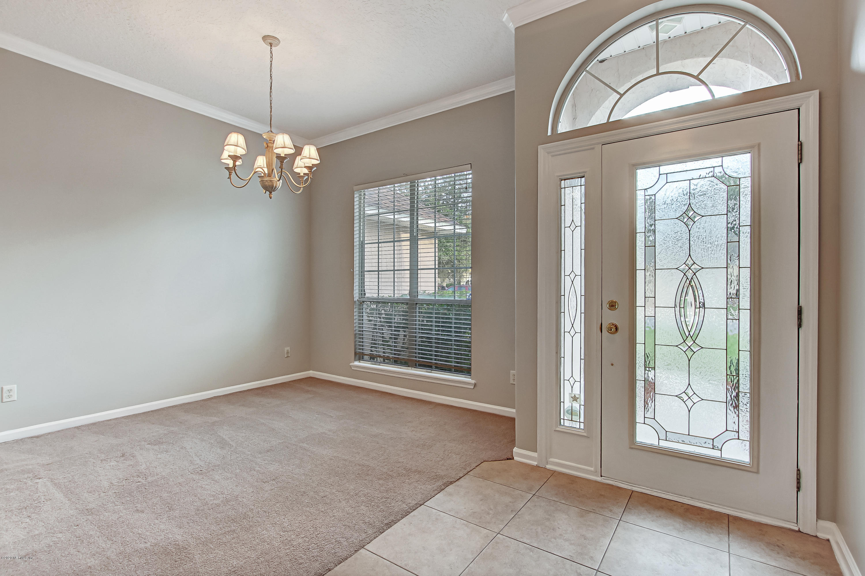 Dining Room & Foyer