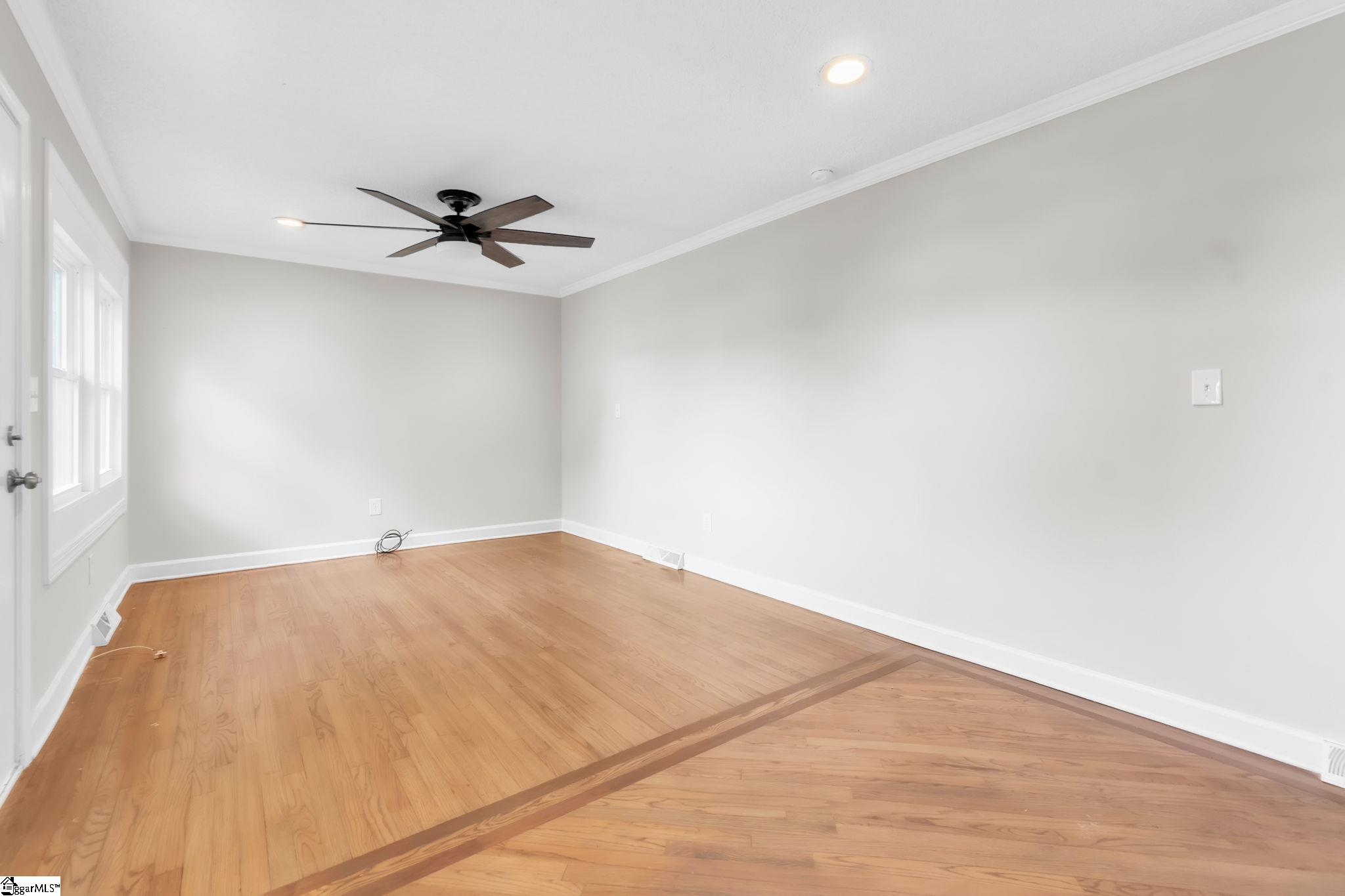 116 State Rd S-42-2623 Greer, SC 29651 - Photo 3 of 27