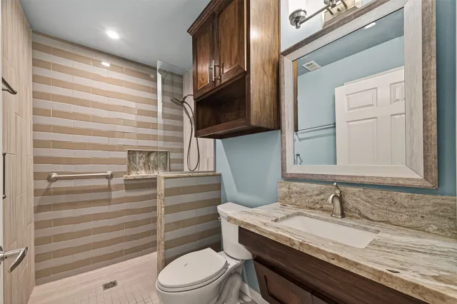 $295,000 | 2905 Park Shadow Lane, Deer Park, TX 77536