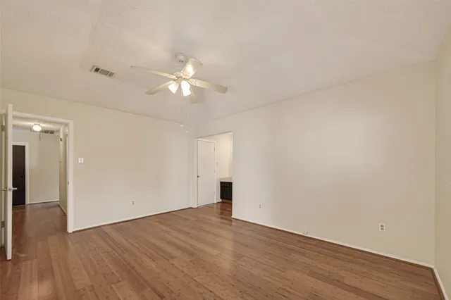 $295,000 | 2905 Park Shadow Lane, Deer Park, TX 77536