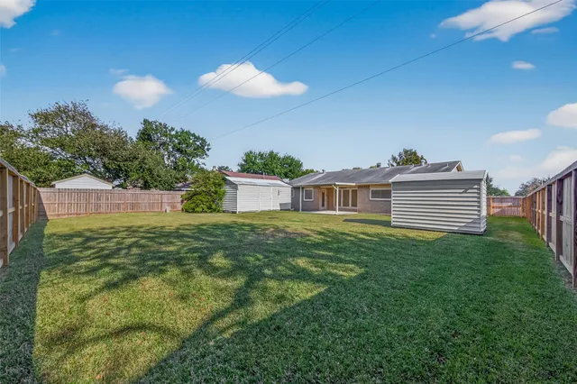 $295,000 | 2905 Park Shadow Lane, Deer Park, TX 77536