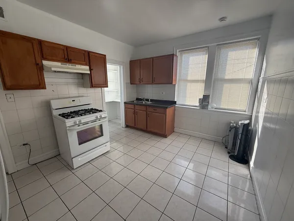 $1,495 | 5333 West Fullerton Avenue, Unit 1RFB, Chicago, IL 60639