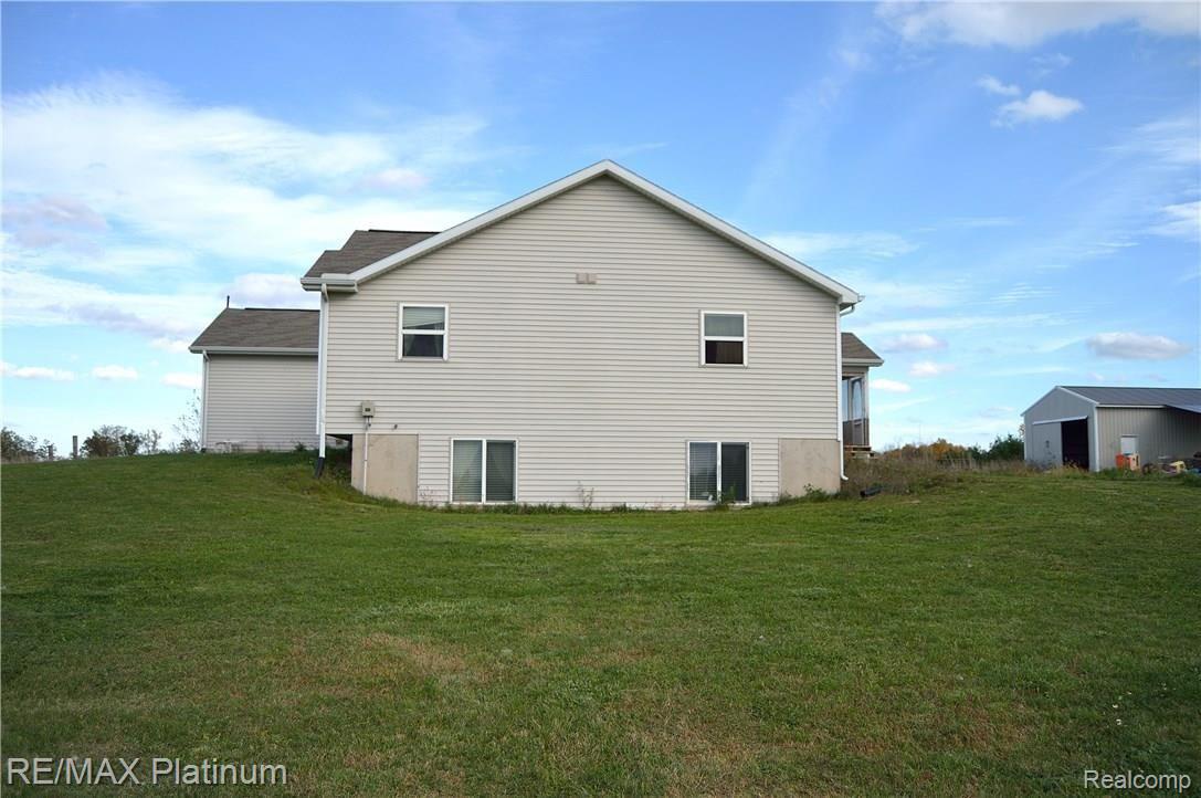 5454 Royce Road Webberville, MI 48892 - Photo 43 of 55 DSC_0165.JPG