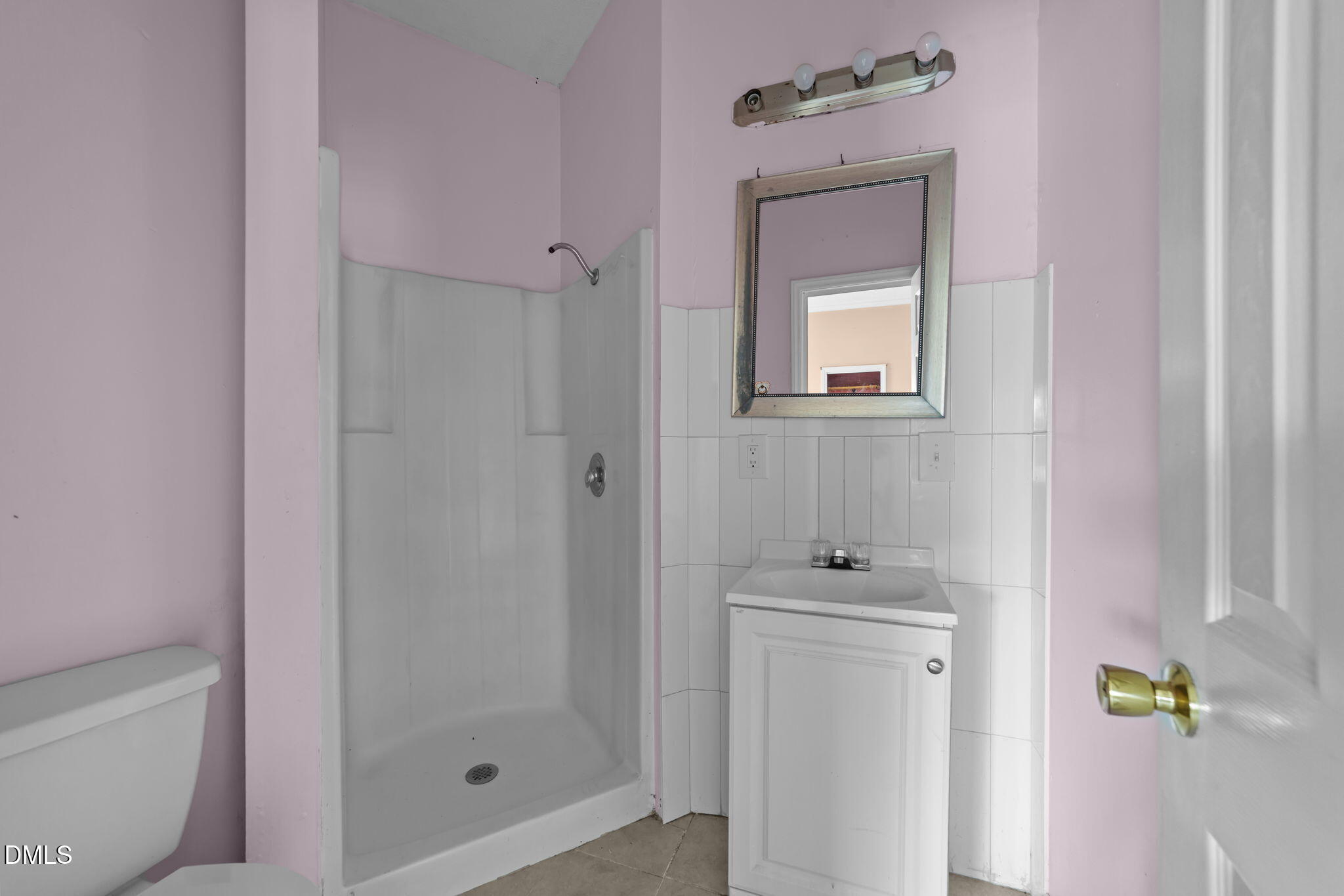 409 W Drive Selma, NC 27576 - Photo 21 of 46 42-web-or-mls-VB4A3598