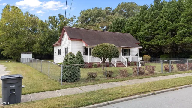 $140,000 | 409 W Drive, Selma, NC 27576