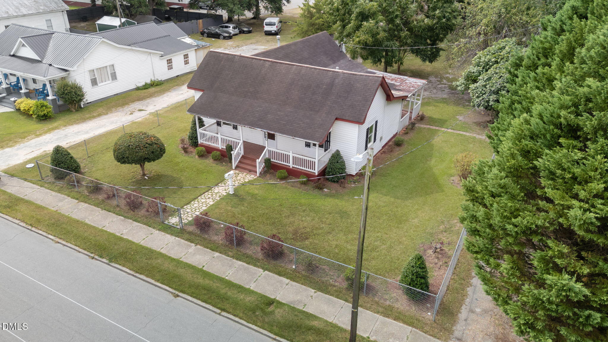 409 W Drive Selma, NC 27576 - Photo 38 of 46 14-web-or-mls-DJI_20250915112954_0832_D