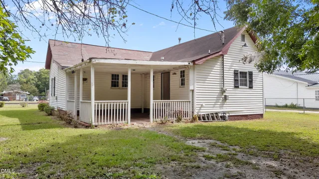 $140,000 | 409 W Drive, Selma, NC 27576