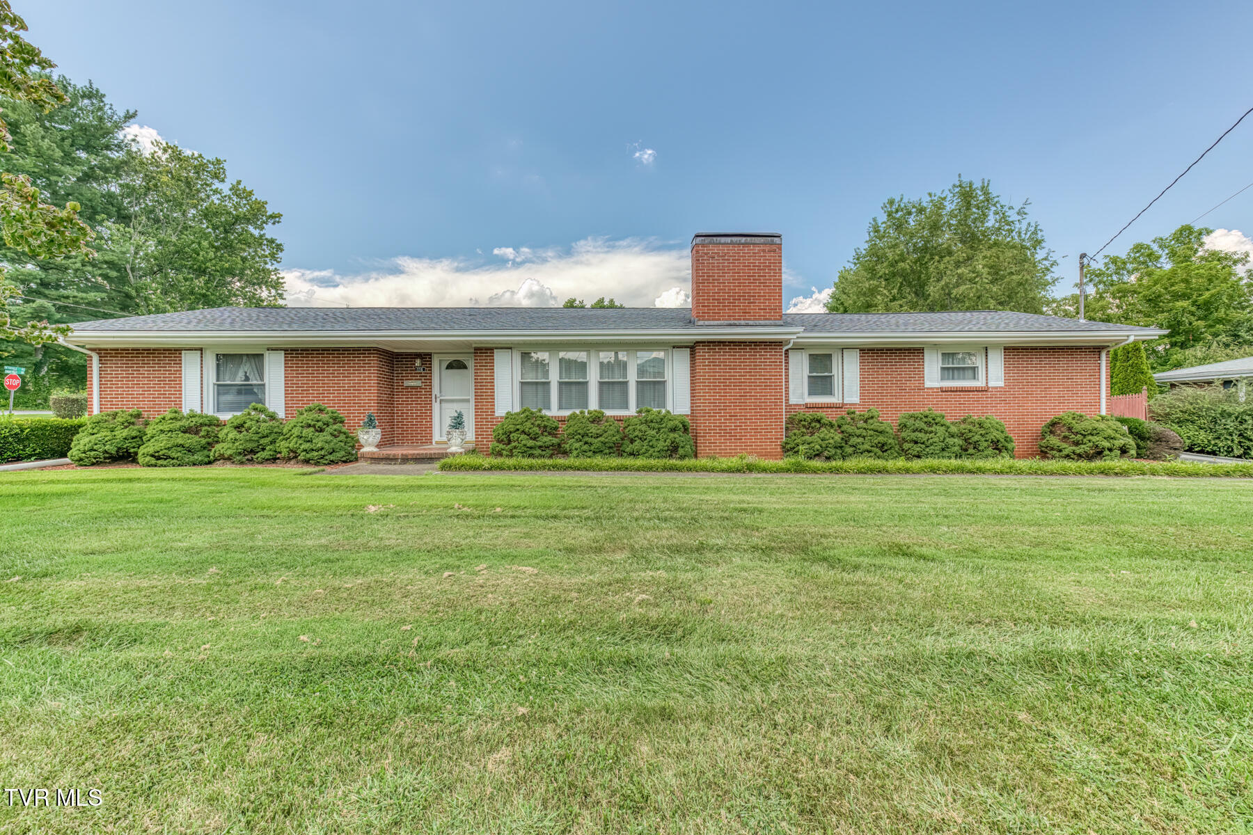 2216 Wyndale Road Johnson City, TN 37604 - Photo 1 of 52 2216 Wyndale Rd-1
