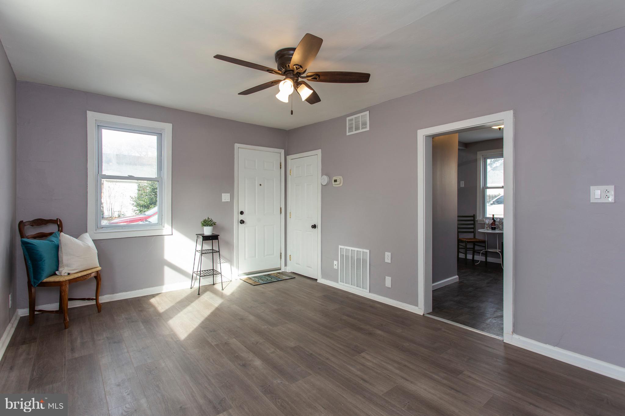 707 Raleigh Court Wallingford, PA 19086 - Photo 3 of 28 Gallery Image 3