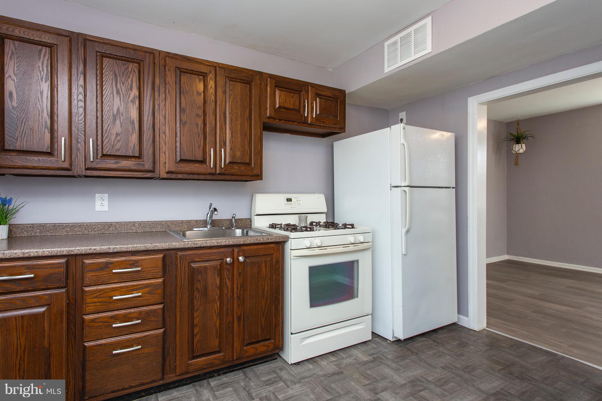 707 Raleigh Court Wallingford, PA 19086 - Photo 5 of 28 Gallery Image 5