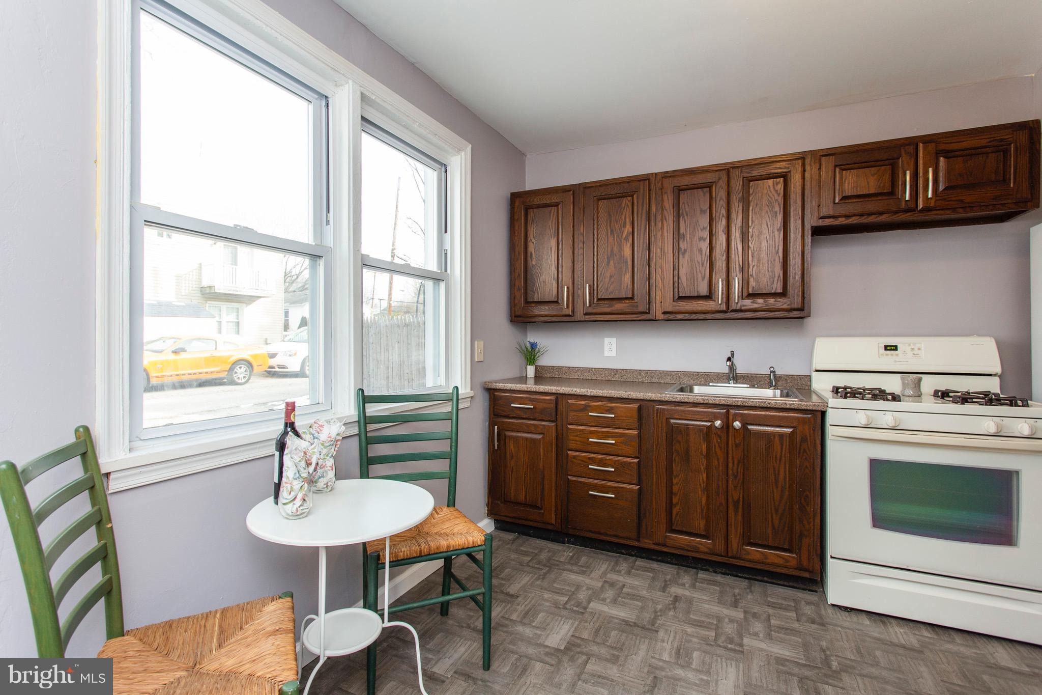 707 Raleigh Court Wallingford, PA 19086 - Photo 7 of 28 Gallery Image 7