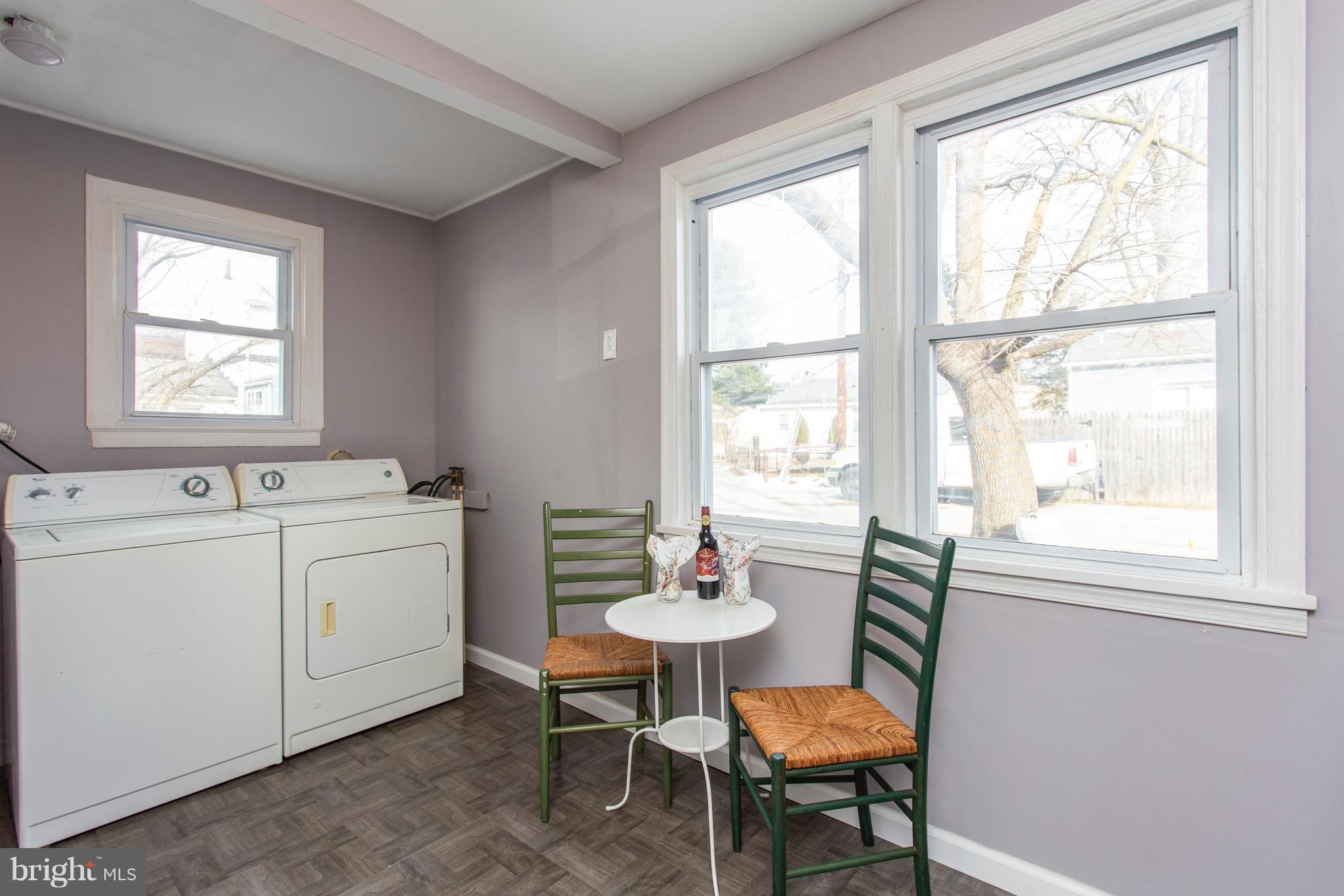 707 Raleigh Court Wallingford, PA 19086 - Photo 8 of 28 Gallery Image 8