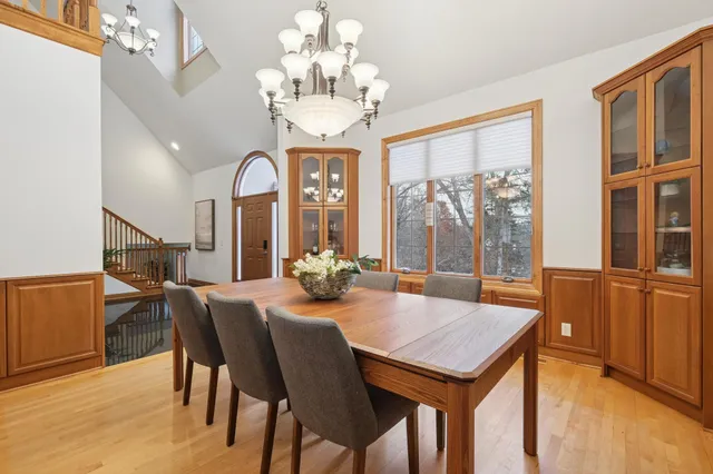 $1,100,000 | 6507 Orchard Ridge Trail, Woodbury, MN 55129