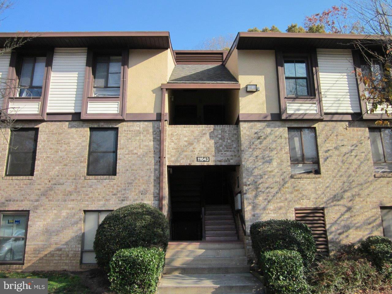 11643 Stoneview Square, Unit 1B Reston, VA 20191 - Photo 1 of 24 Exterior (Front)