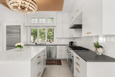 $3,499,000 | 3015 Washington Square, Austin, TX 78705