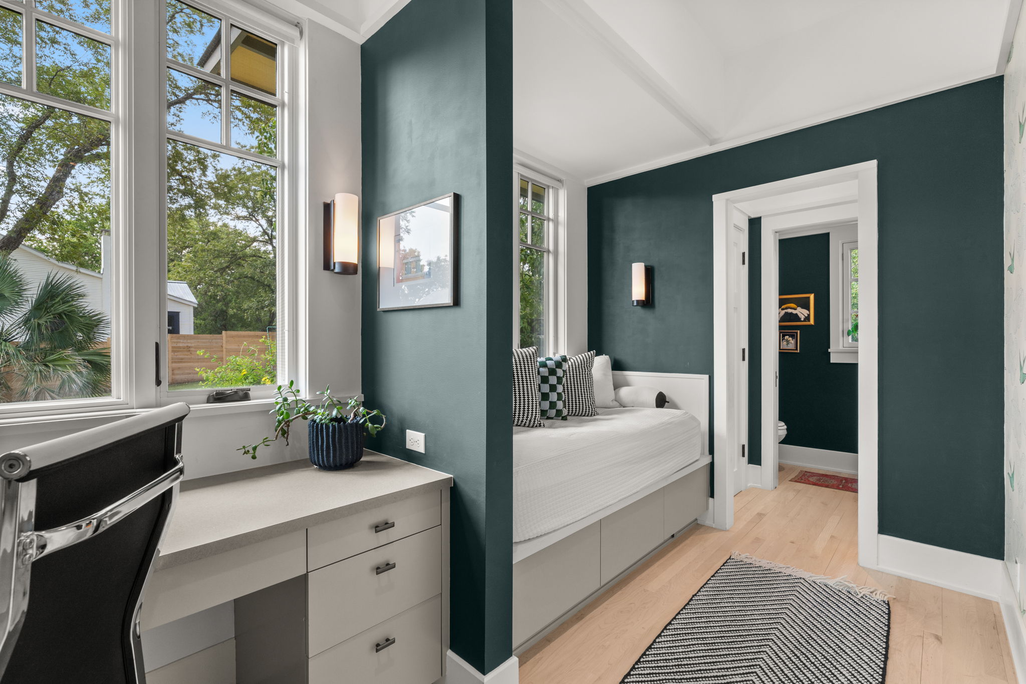 3015 Washington Square Austin, TX 78705 - Photo 8 of 40