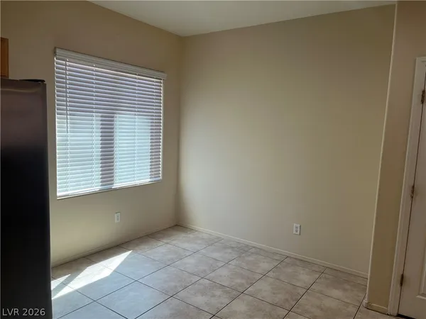 $2,600 | 10922 Moonbeam Glow Lane, Las Vegas, NV 89135