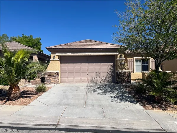 $2,600 | 10922 Moonbeam Glow Lane, Las Vegas, NV 89135
