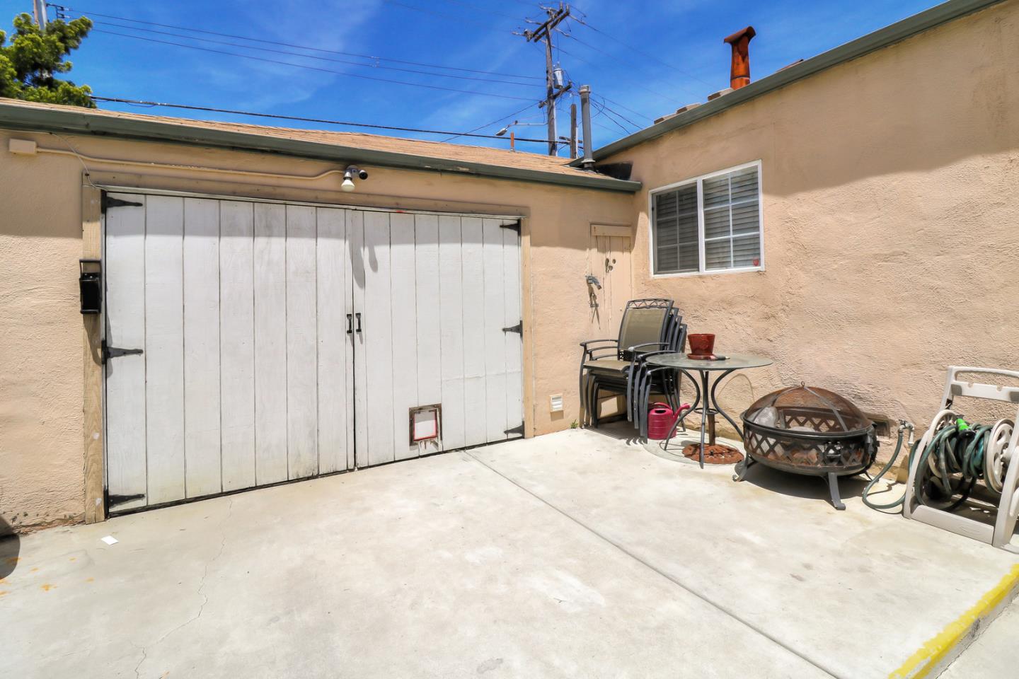 317 Tennyson Road Hayward, CA 94544 - Photo 20 of 21 a view of a livingroom with furniture