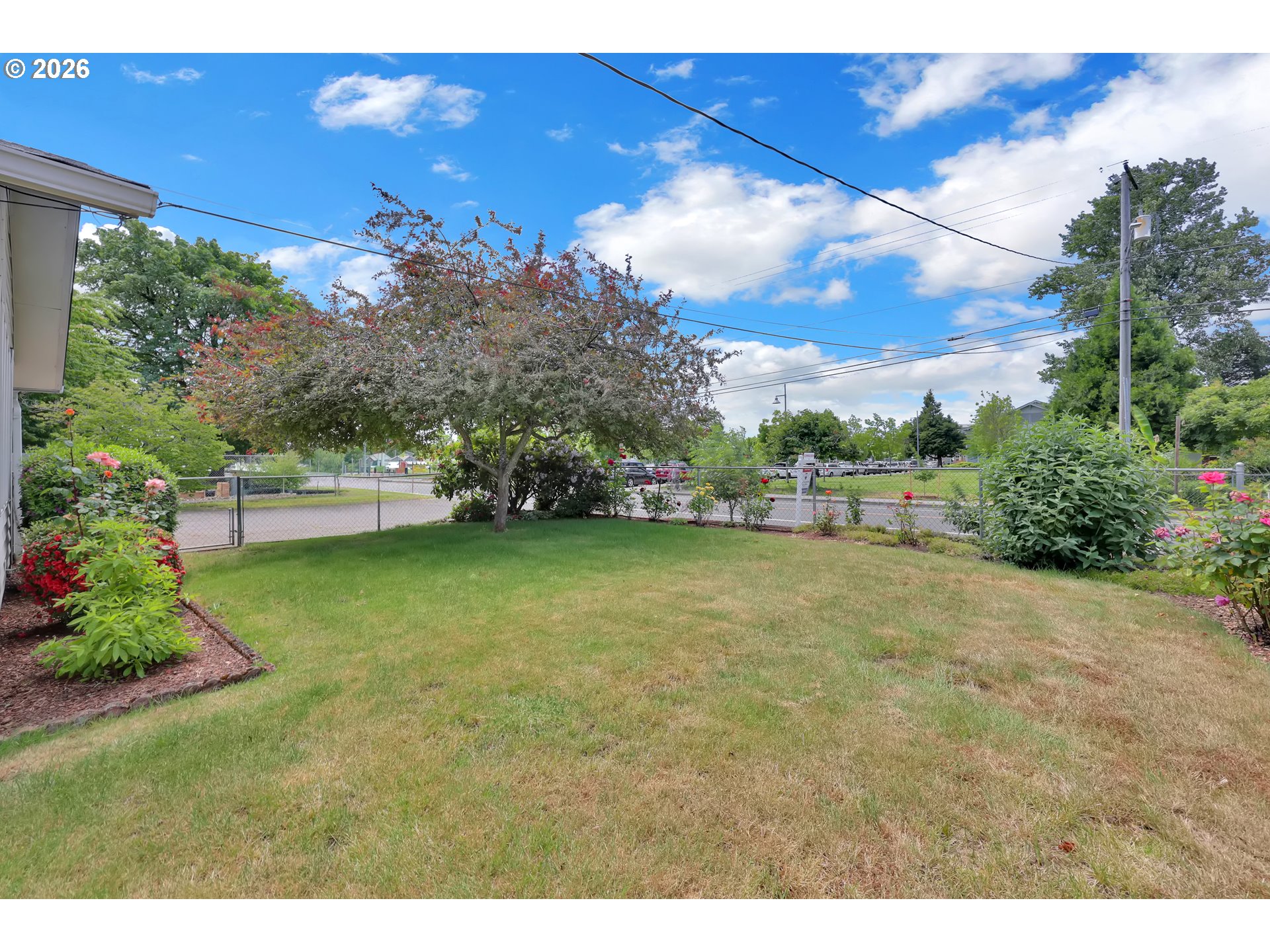 1425 Taney Street Eugene, OR 97402 - Photo 24 of 34 a view of outdoor space and yard