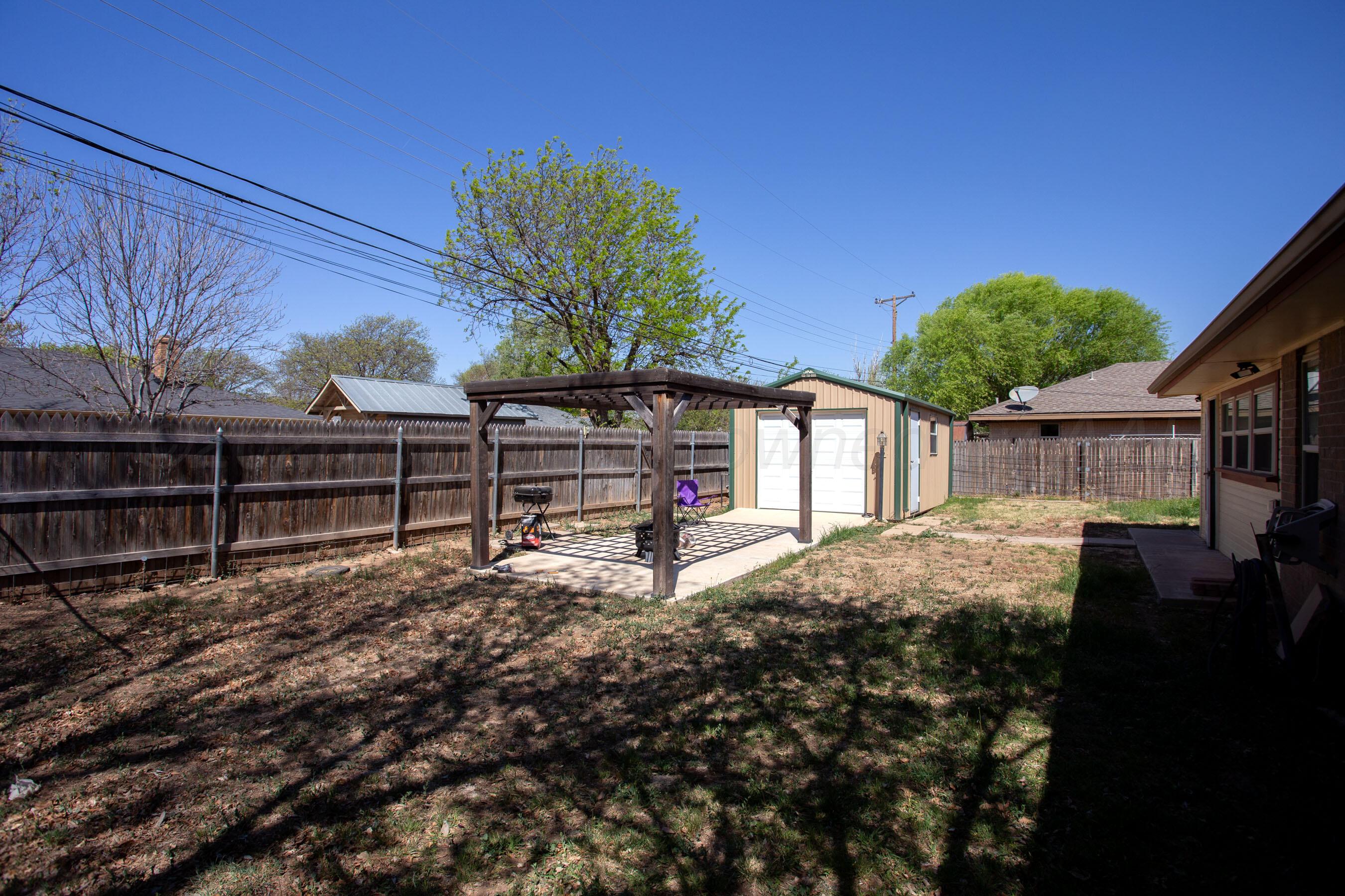 5016 Yale Street Amarillo, TX 79109 - Photo 30 of 31 Backyard