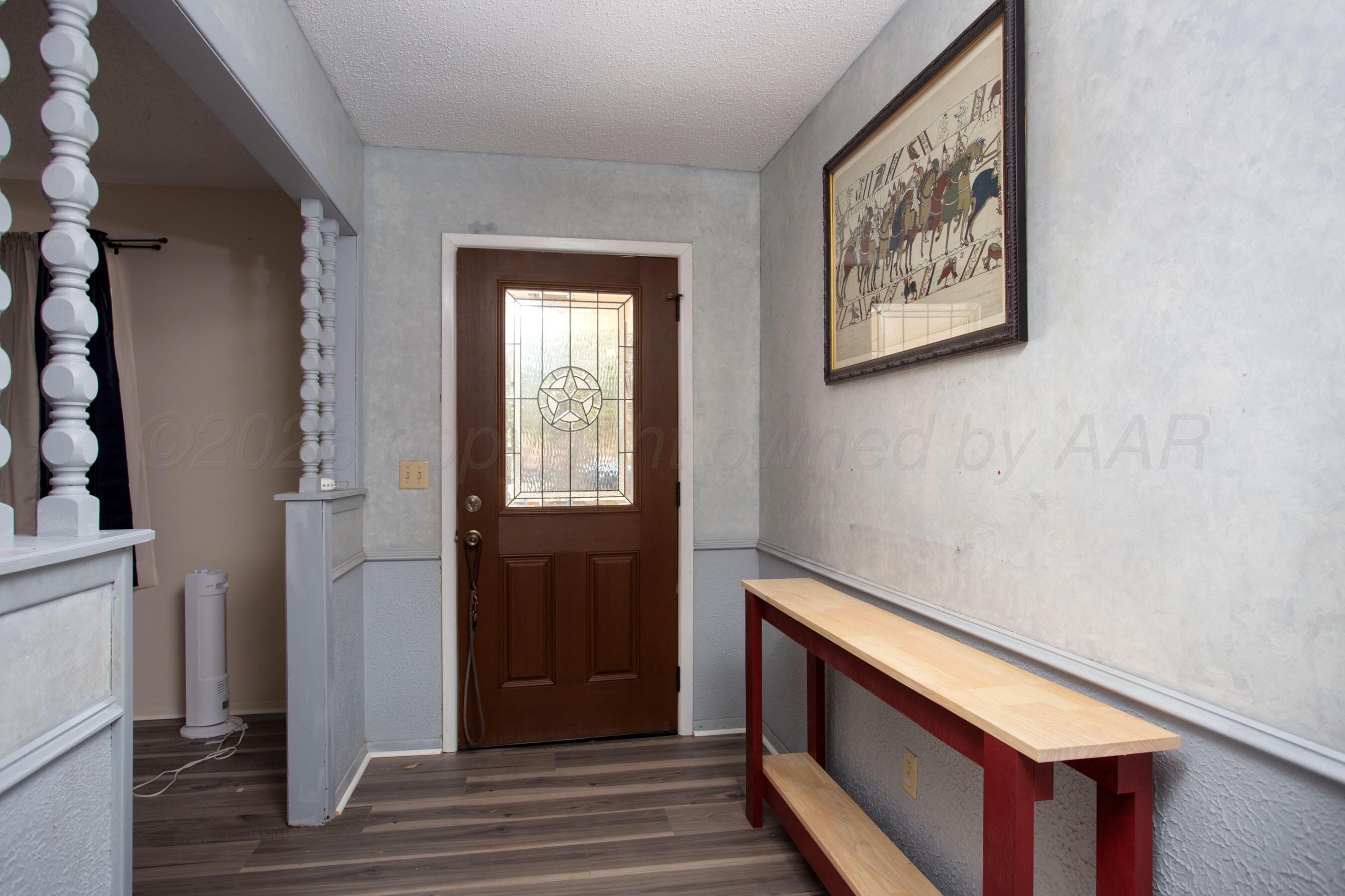 5016 Yale Street Amarillo, TX 79109 - Photo 4 of 31 Entry