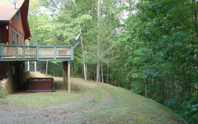 106 Ledford Estates Road Murphy, NC 28906 - Photo 3 of 4 a front view of a house with a yard