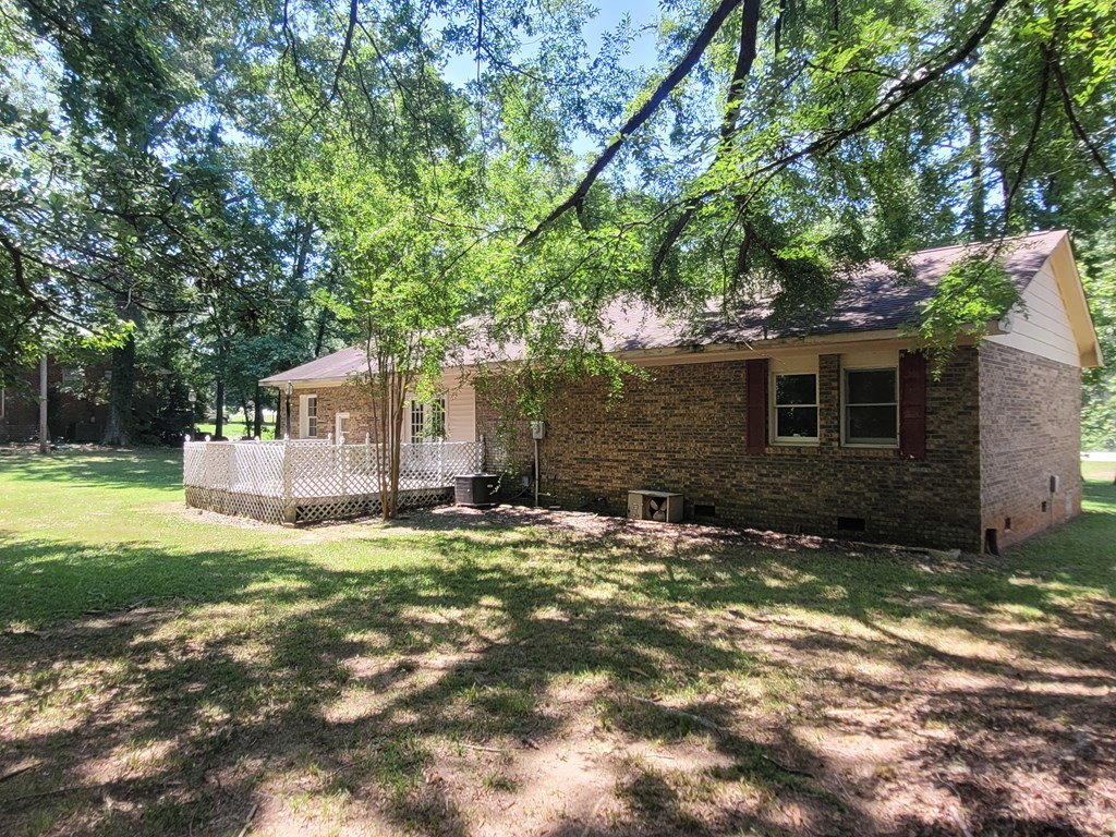 136 Avondale Road Greenwood, SC 29649 - Photo 2 of 14 Gallery Image 2