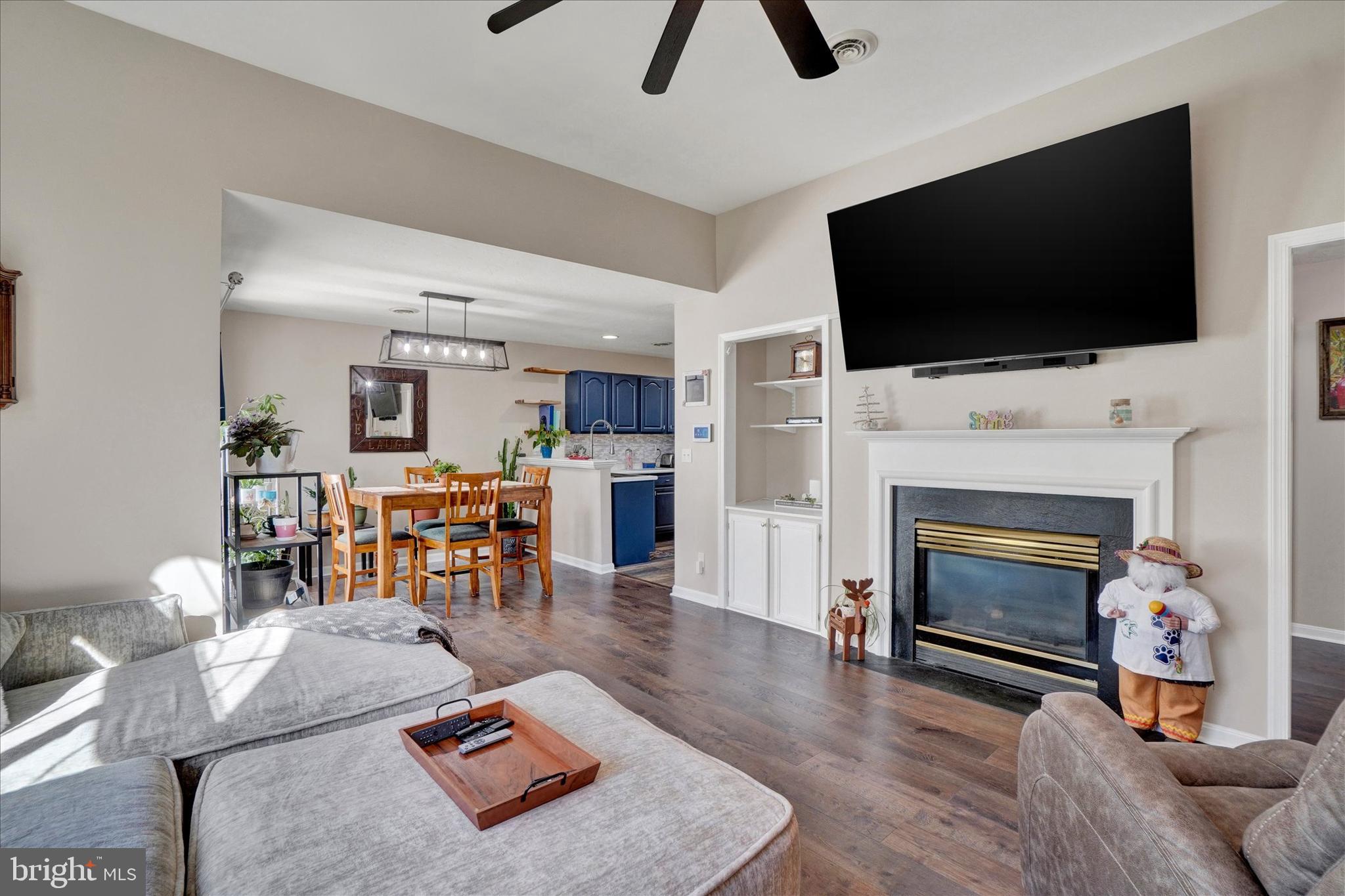 322 Clark's Way York, PA 17403 - Photo 4 of 32