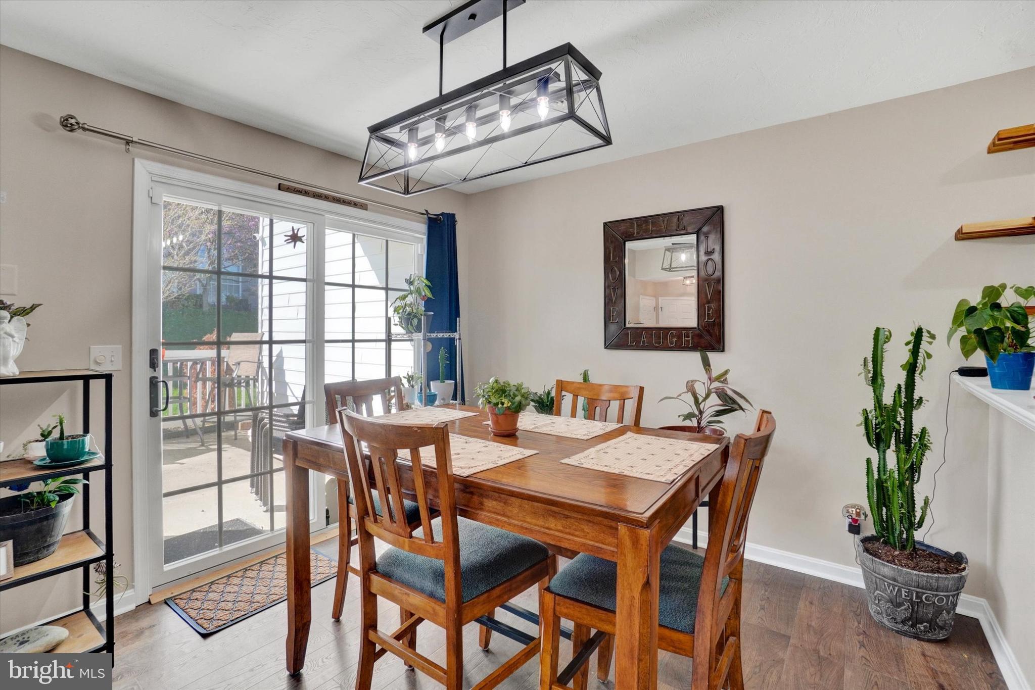 322 Clark's Way York, PA 17403 - Photo 7 of 32