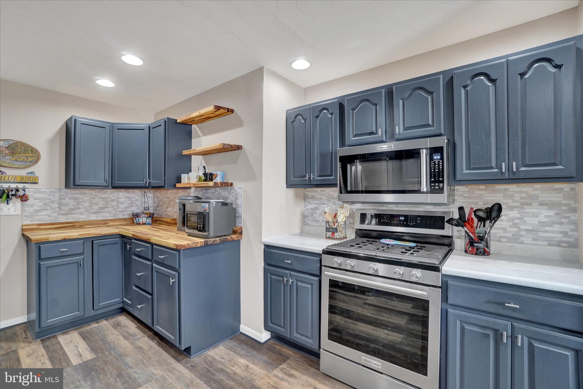 322 Clark's Way York, PA 17403 - Photo 10 of 32