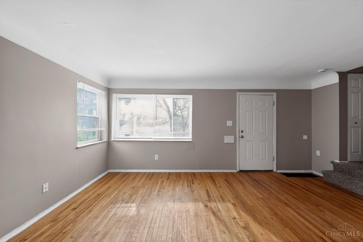 5018 Rapid Run Road Cincinnati, OH 45238 - Photo 6 of 30 Gallery Image 6
