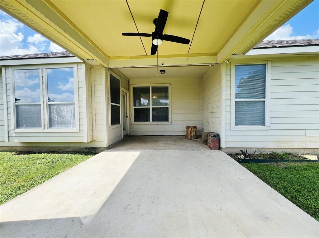 552 Kerry Street Crowley, TX 76036 - Photo 26 of 27