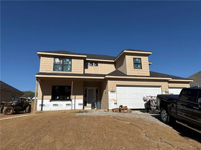 $799,900 | 12740 North Larkspur Ln., Platte City, MO 64079