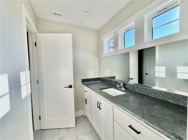$749,900 | 12740 North Larkspur Ln., Platte City, MO 64079