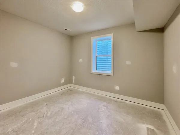 $749,900 | 12740 North Larkspur Ln., Platte City, MO 64079